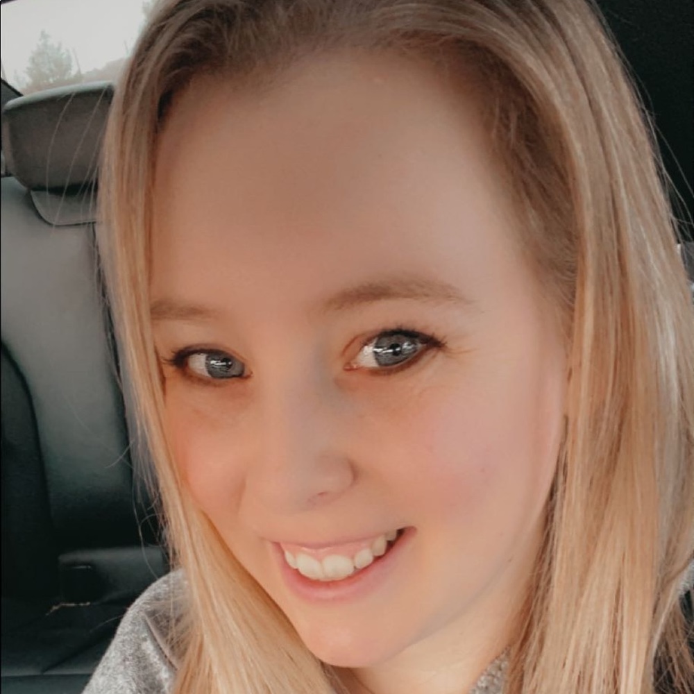 Meet your Posher, Katie